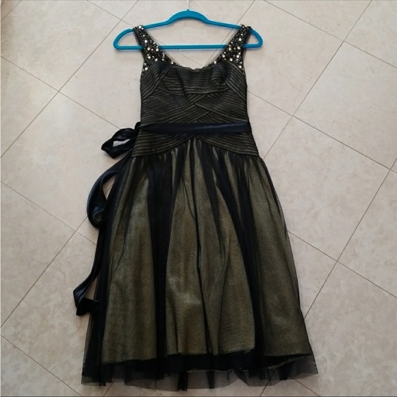 Layered Gold and Black Tulle Formal Cocktail Dress - Picture 4 of 8